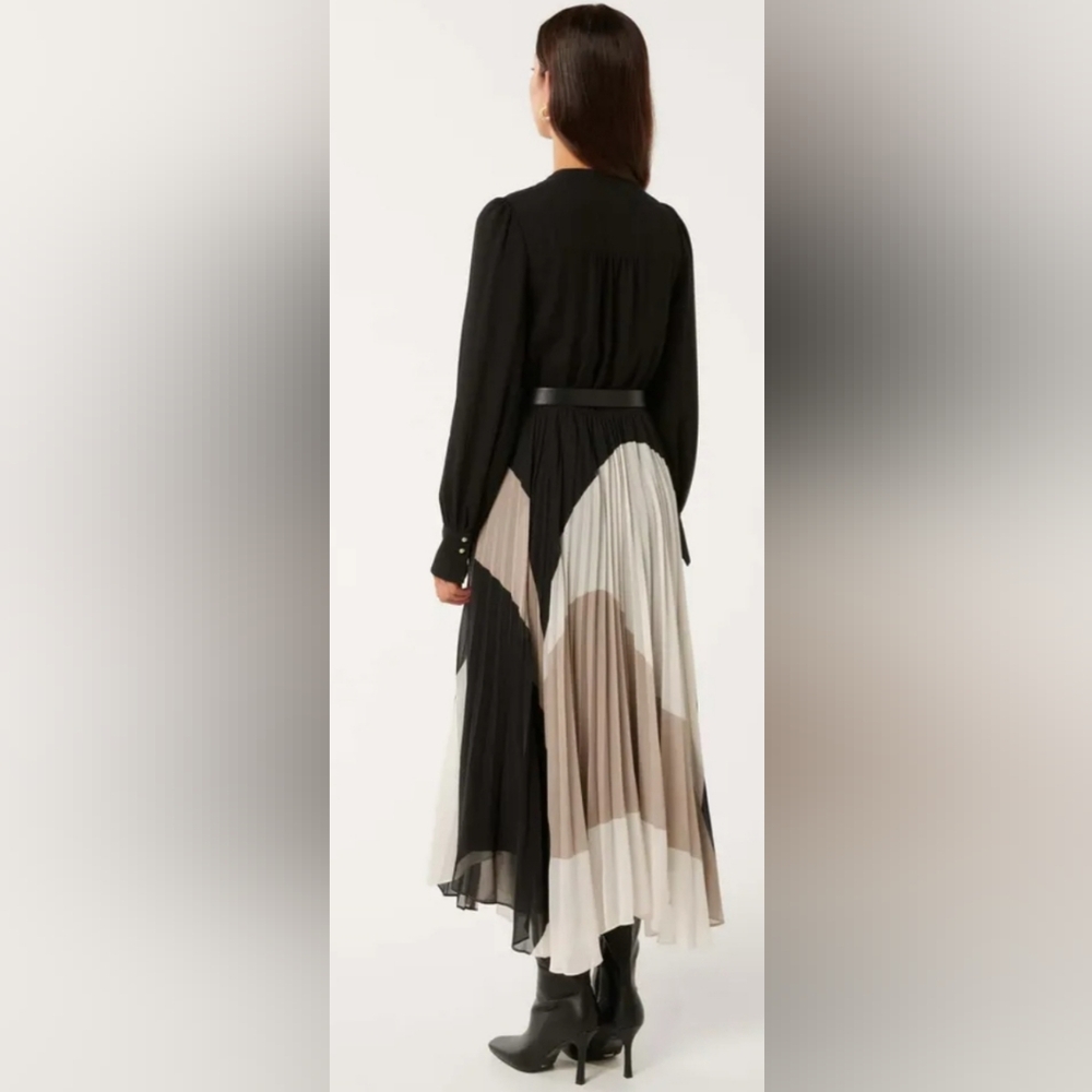 Ever New Pleated Black/Beige V-neckline with an Asymmetrical Hemline Dress s16 - Picture 12 of 12